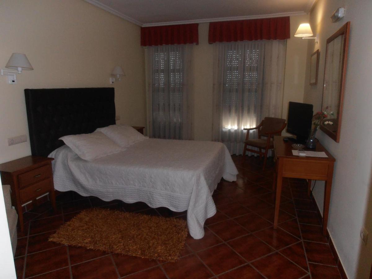 Hotel Canada Real บียาลปานโด ภายนอก รูปภาพ